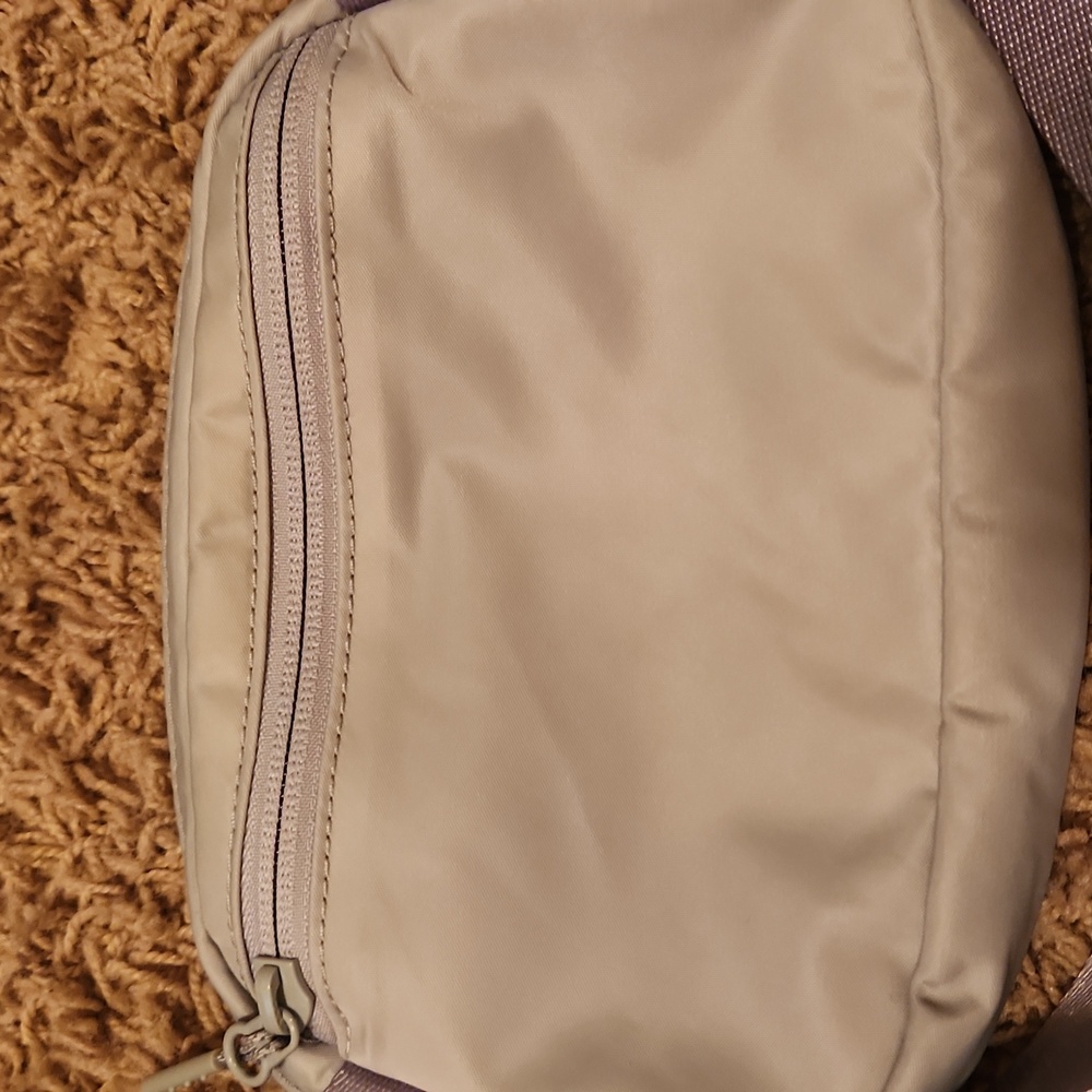 lululemon athletica Light Gray Crossbody Bag - Picture 4 of 12